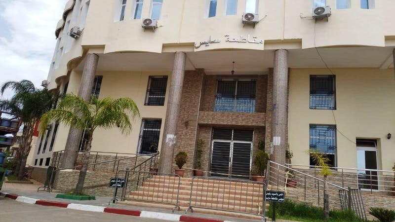 ترحيل نائبة رئيس مقاطعة سايس 'سارة خضار' إلى المغرب للتحقيق في قضايا فساد