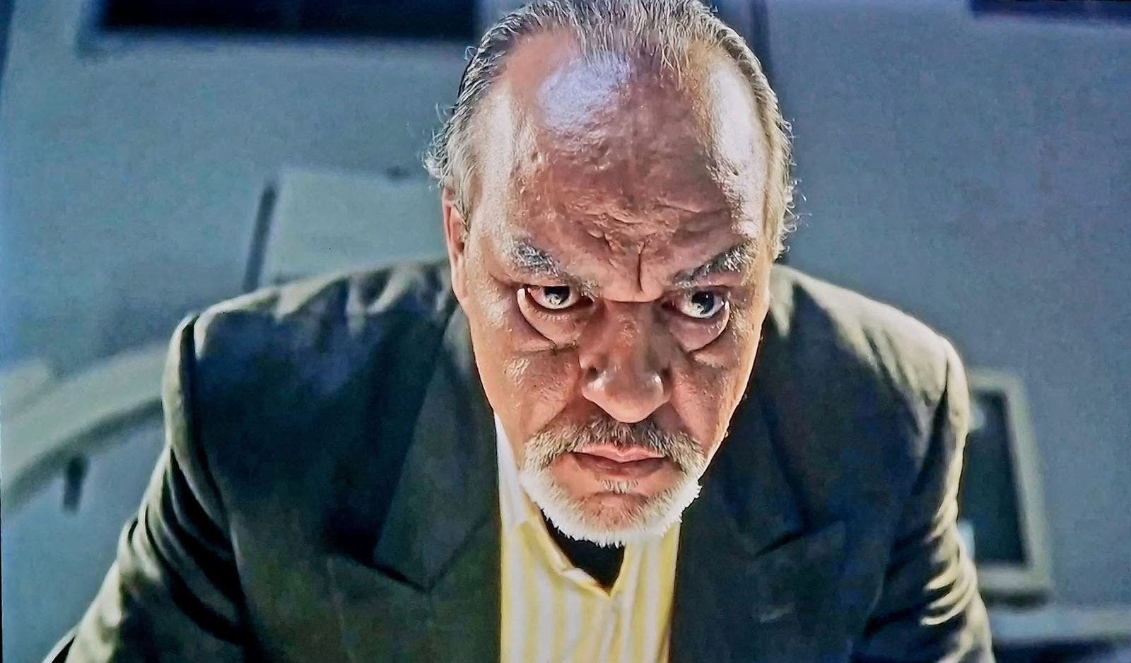 عبد الله ديدان يتجنب فخ النمطية ويثبت مكانته في دراما رمضان