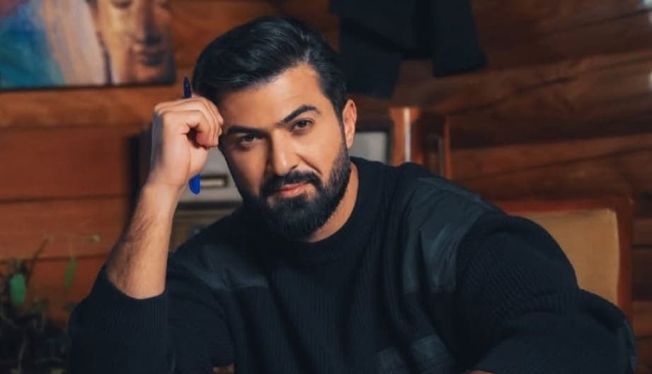 سيف نبيل يرقص على أنغام الدقة المراكشية ويشارك متابعيه اللحظة