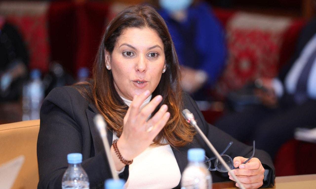 هل تسيء فاطمة الزهراء المنصوري لسمعة مراكش كوجهة سياحية+صور