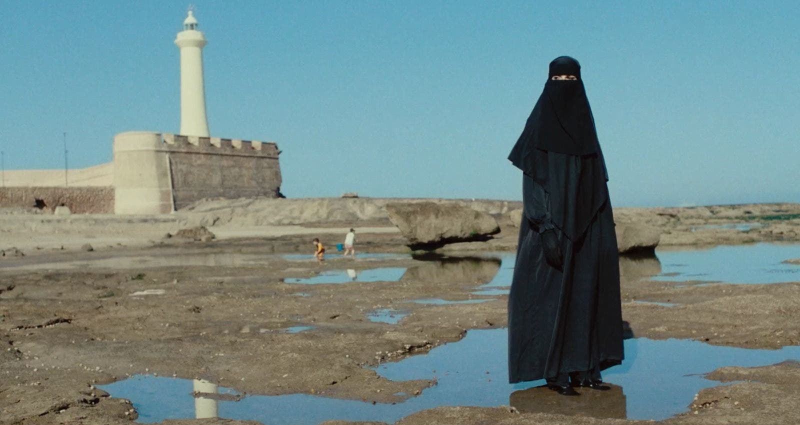 سناء العلوي تعيد تشكيل السينما المغربية في 'عيشة'
