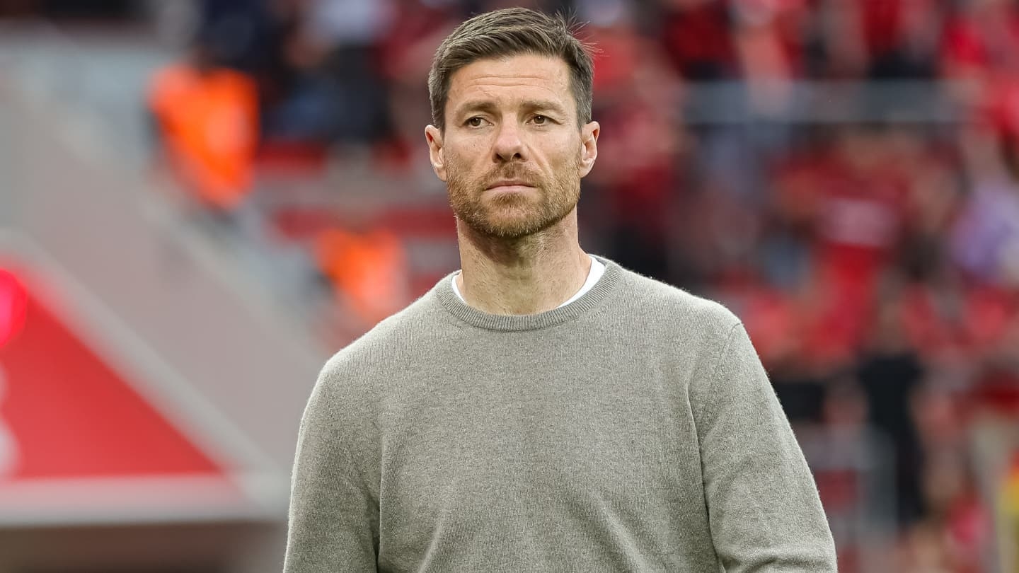 ريال مدريد يعلن تعاقده مع المدرب تشابي ألونسو