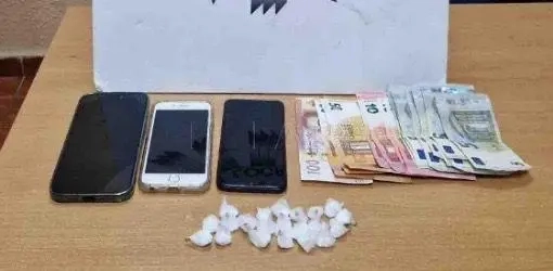 الشرطة بمليلية المحتلة توقف شخصًا متورطا في شبكة لتوزيع الكوكايين