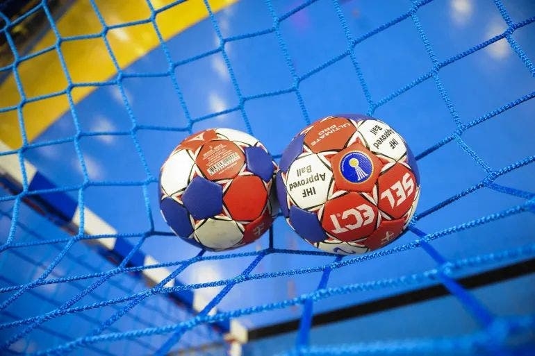 اختفاء لاعبين من بعثة منتخب كرة اليد لأقل من 21 سنة في بولونيا