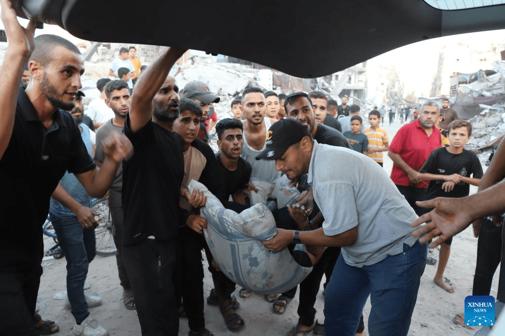 مقتل 44 فلسطينياً وإصابة العشرات بنيران إسرائيلية أثناء انتظار المساعدات في غزة