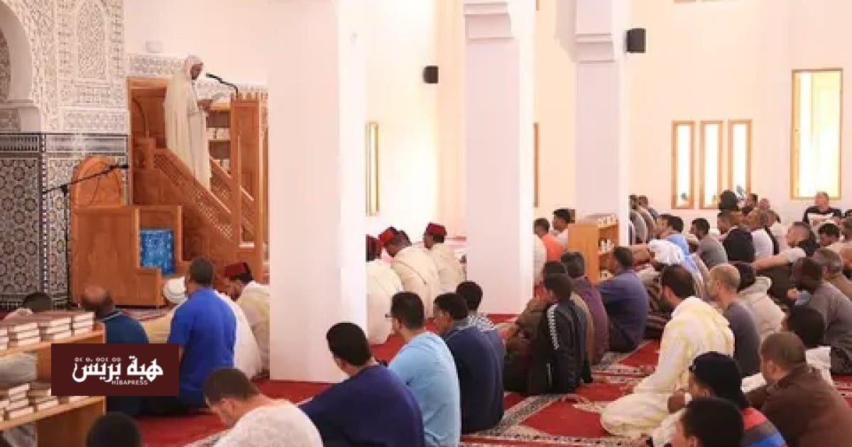 خطبة الجمعة بمساجد المغرب تخلد لذكرى ثورة الملك و الشعب و عيد الشباب