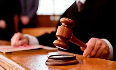 في أولى جلسات المحاكمة عن بعد في قضية "التآمر على امن الدولة": توتر واحتقان في قاعة الجلسة بسبب عدم إحضار الموقوفين.. ونقابة الصحفيين تؤكد أن المحاكمات حضورية وعلنية