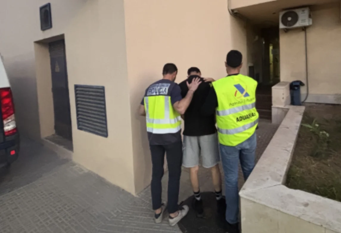 تفكيك شبكة لتهريب مهاجرين مغاربة إلى إسبانيا