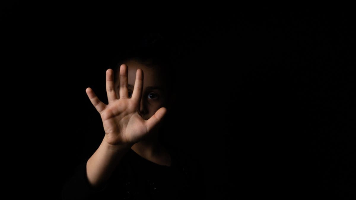 محاولة هتك عرض قاصر تفضي إلى اعتقال ثلاثيني بسيدي رحال الشاطئ