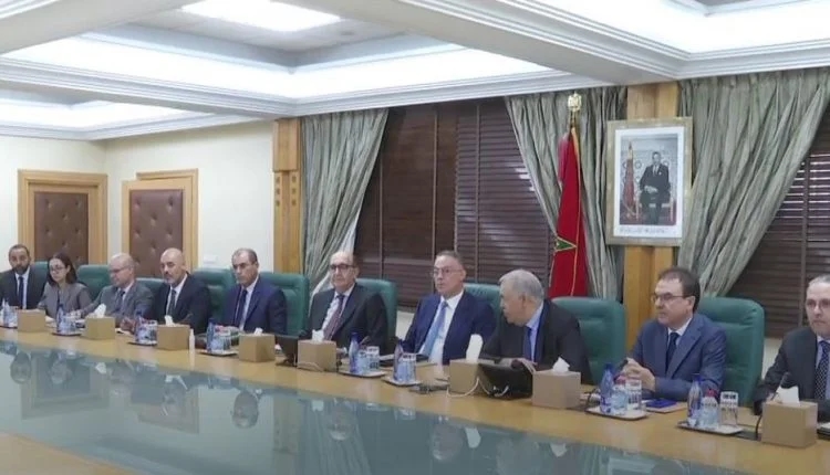 فاس: اجتماع لتتبع تقدم مشاريع كأس إفريقيا للأمم 2025 وكأس العالم 2030