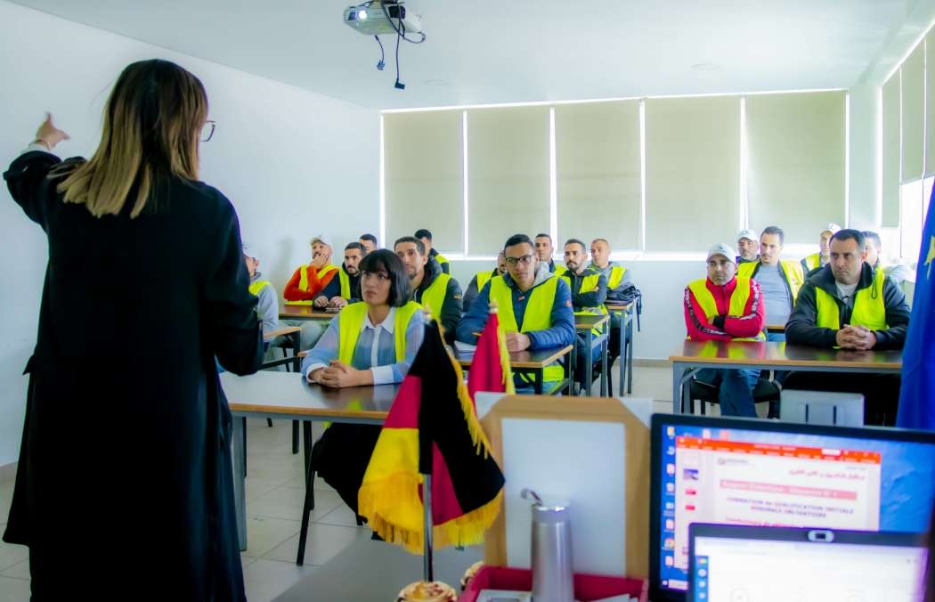 شركة توظيف ألمانية تقوم بتجنيد سائقين مغاربة لسد النقص في أوروبا