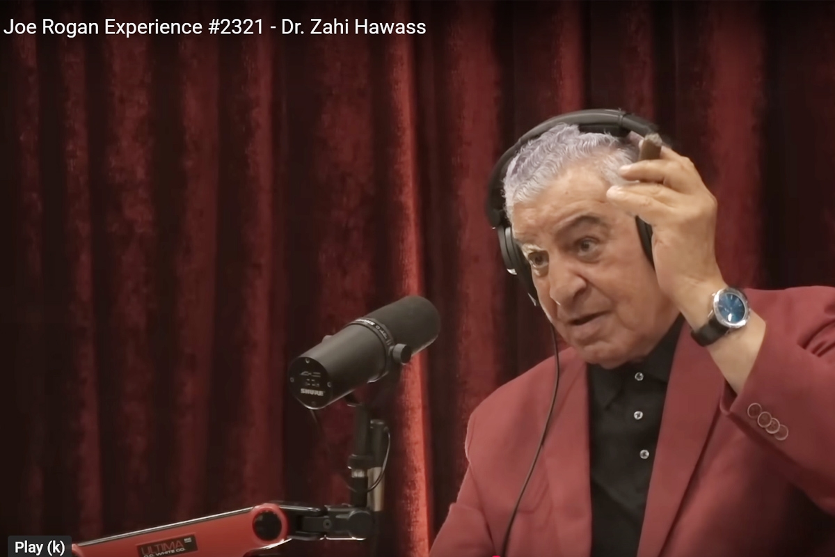 شاهد ما قاله المذيع الأمريكي جو روغان عن حلقته مع زاهي الحواس