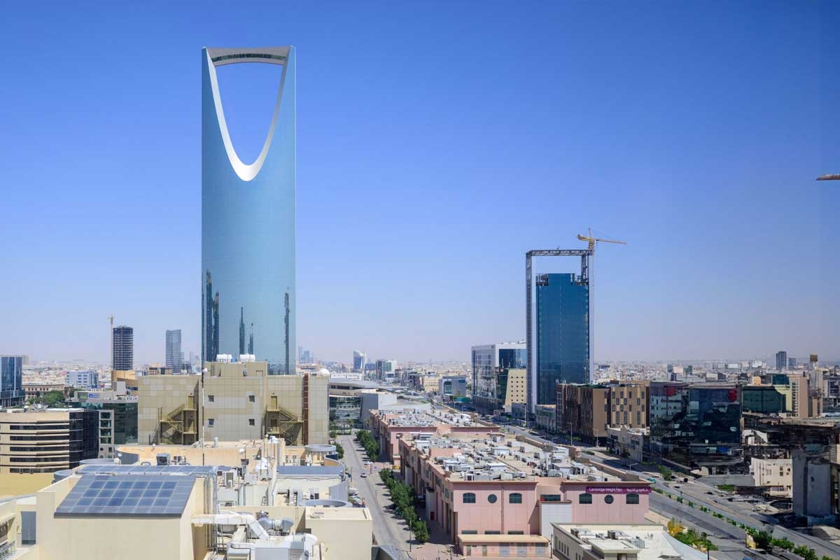 ما هي مبادرة أدوبتك التي أطلقتها وزارة الاتصالات السعودية؟