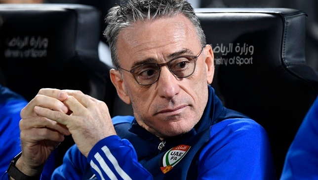 رسمياً.. إقالة بينتو من تدريب منتخب الإمارات