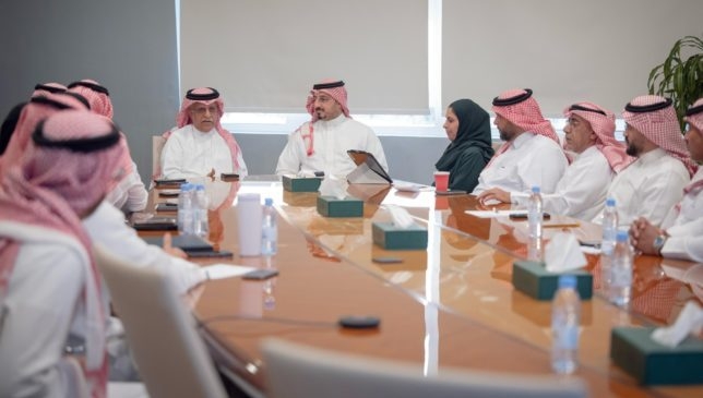 المسحل يستعرض استعدادات السعودية لاستضافة كأس آسيا 2027