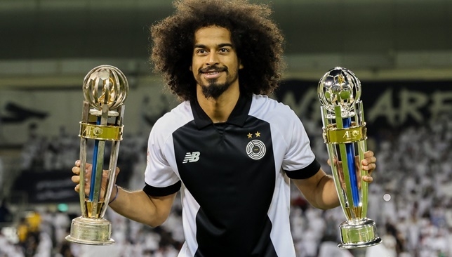 رسمياً.. السد يجدد عقد أكرم عفيف ويقطع الطريق على الأندية السعودية