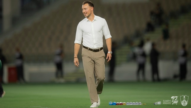 يايسله يحدد بديلي دامس وجالينو في مباراة الأهلي والشباب