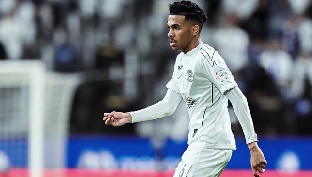 مصعب الجوير يودع الشباب قبل العودة إلى الهلال