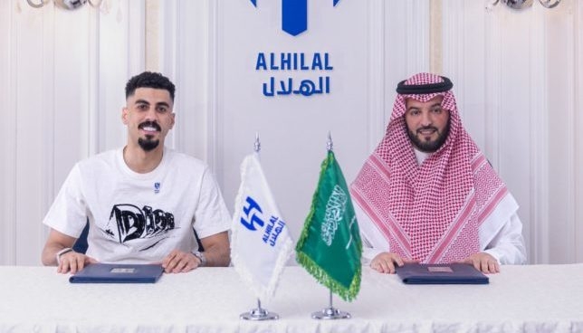 مفاوضات بين الهلال والنصر بشأن صفقة لاجامي قبل المونديال