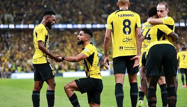 الاتحاد يحشد قوته الأجنبية الكاملة لموقعة النصر