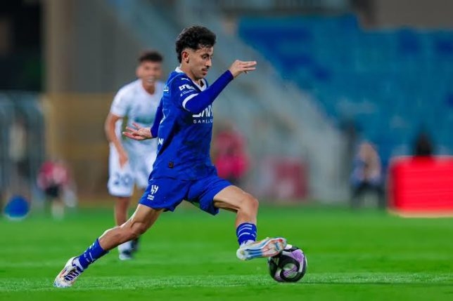 القحطاني يقود تشكيلة الهلال ضد الوحدة