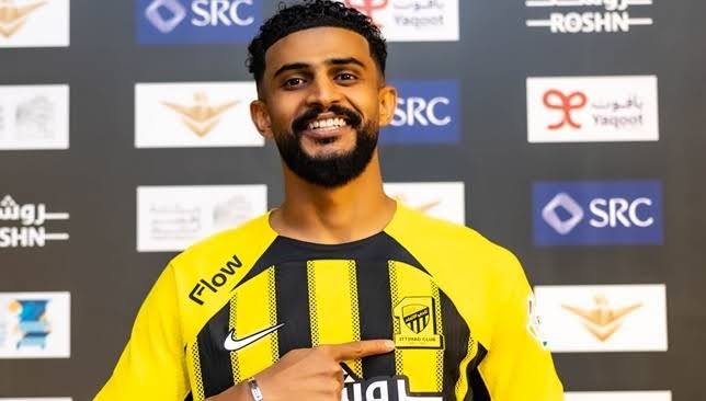 العمري يفتح الباب أمام استمراره في الاتحاد