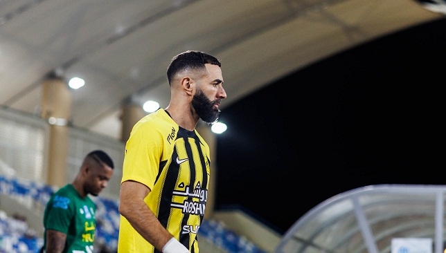 سبب استبعاد بنزيما من مباراة الاتحاد ضد الرائد