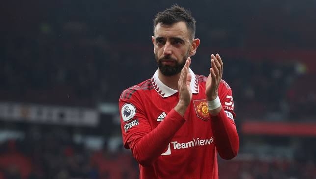الهلال يستعد لكسر الشرط الجزائي في عقد فيرنانديز مع مانشستر