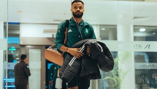 رد حاسم من وكيل مجرشي حول إمكانية مغادرة الأهلي صوب الهلال