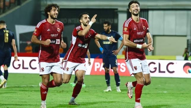 سبب تعثر صفقة انتقال ظهير سيراميكا إلى الأهلي
