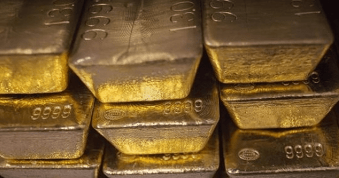 ارتفاع طفيف في أسعار الذهب مع ترقب محضر الفيدرالي