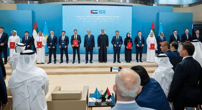 الإمارات وكازاخستان تُوقعان اتفاقيات ومذكرات تفاهم في عدة مجالات