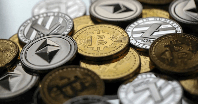 ارتفاع أسعار العملات المشفرة لكن مانترا تخسر 90% من قيمتها