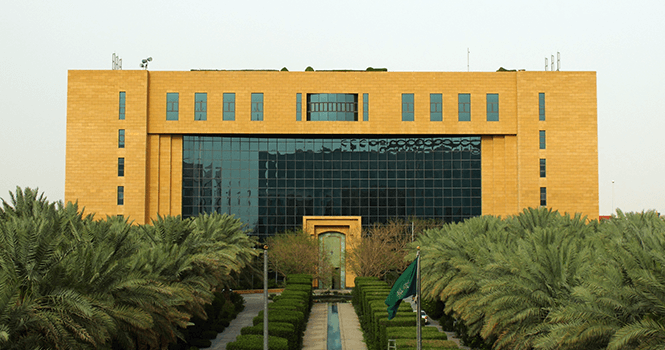 وزارة البلديات والإسكان تطرح مشروع تحديث اللائحة التنفيذية لنظام تصنيف المقاولين للاستطلاع
