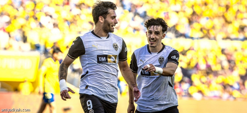 فالنسيا يخطف نقاط بالماس