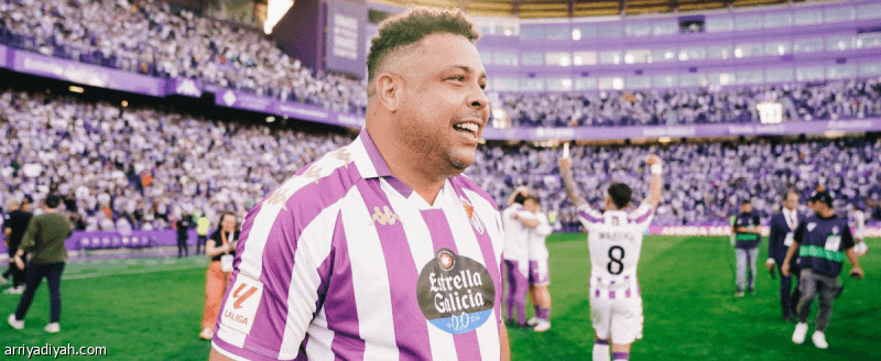 بعد 8 أعوام.. رونالدو يبيع بلد الوليد