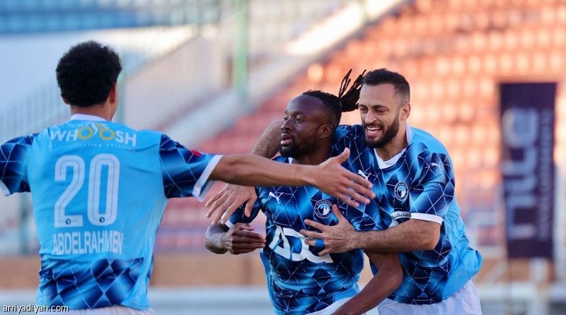 بيراميدز يتمسك بالصدارة.. والأهلي يعود إلى الانتصارات