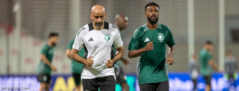 قبل البحرين.. الشكوك تحاصر الشنقيطي