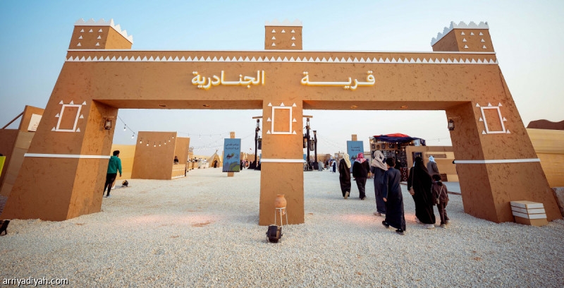 القرية النجدية.. تستقبل زوار مهرجان خادم الحرمين الشريفين