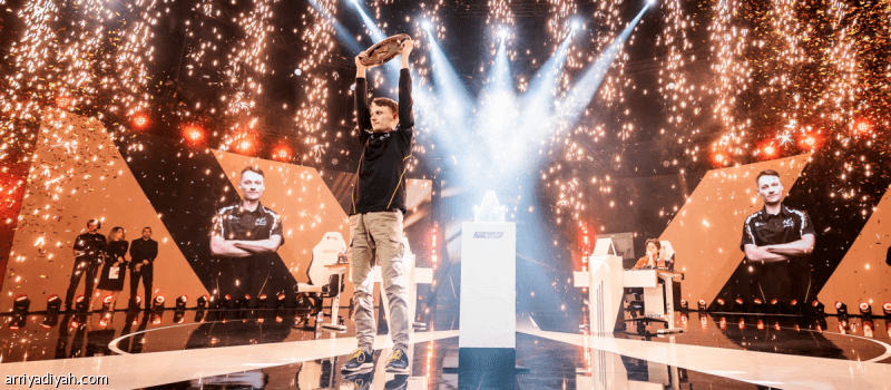 Serral يُتوج بلقب StarCraft