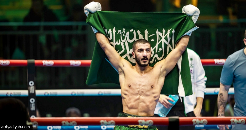 المعيوف والعقل بطلا المتوسط والريشة
