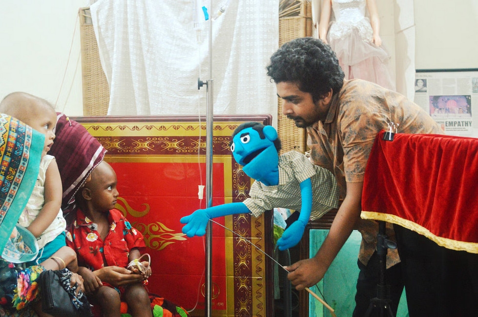 Bangladesh puppet theatre uses fun to teach kids real-life lessons