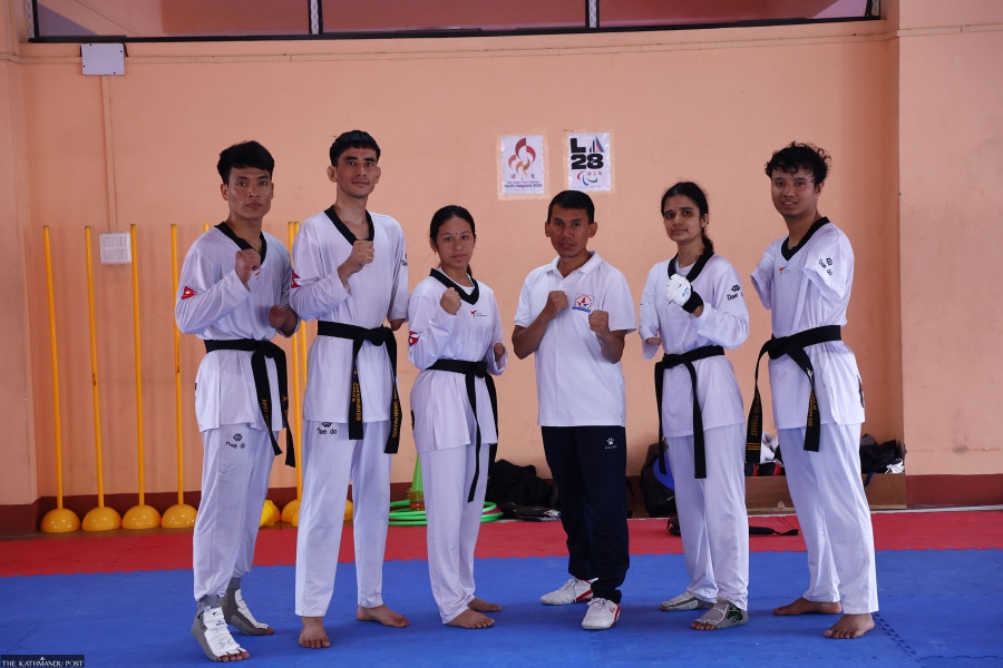 Despite scant resources, Nepal's para-fighters keep kicking