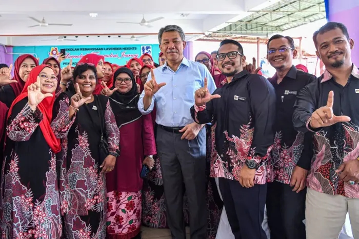 Malaysia houses almost 150,000 Rohingya refugees, says foreign minister