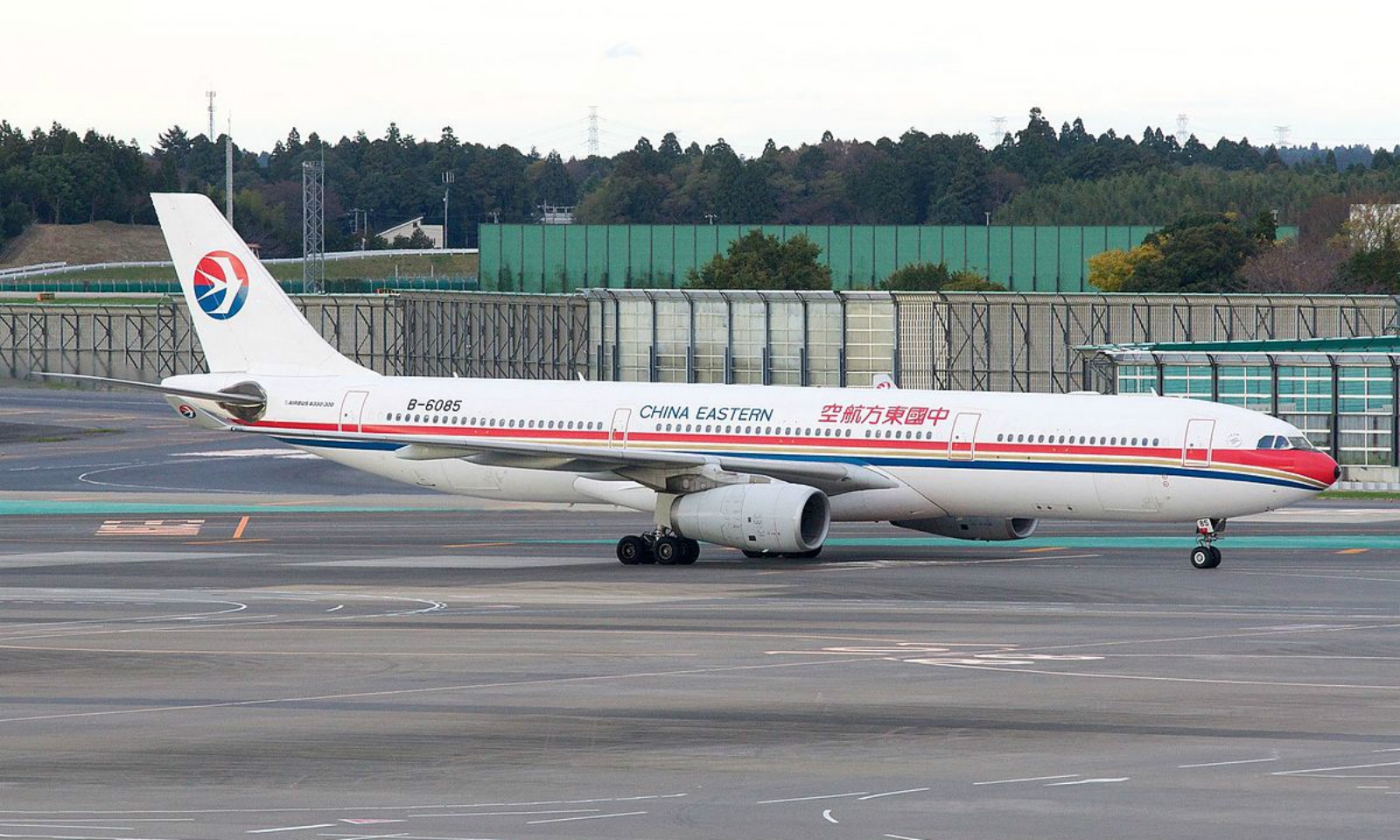 Chinese state-owned airlines join price war in national mission