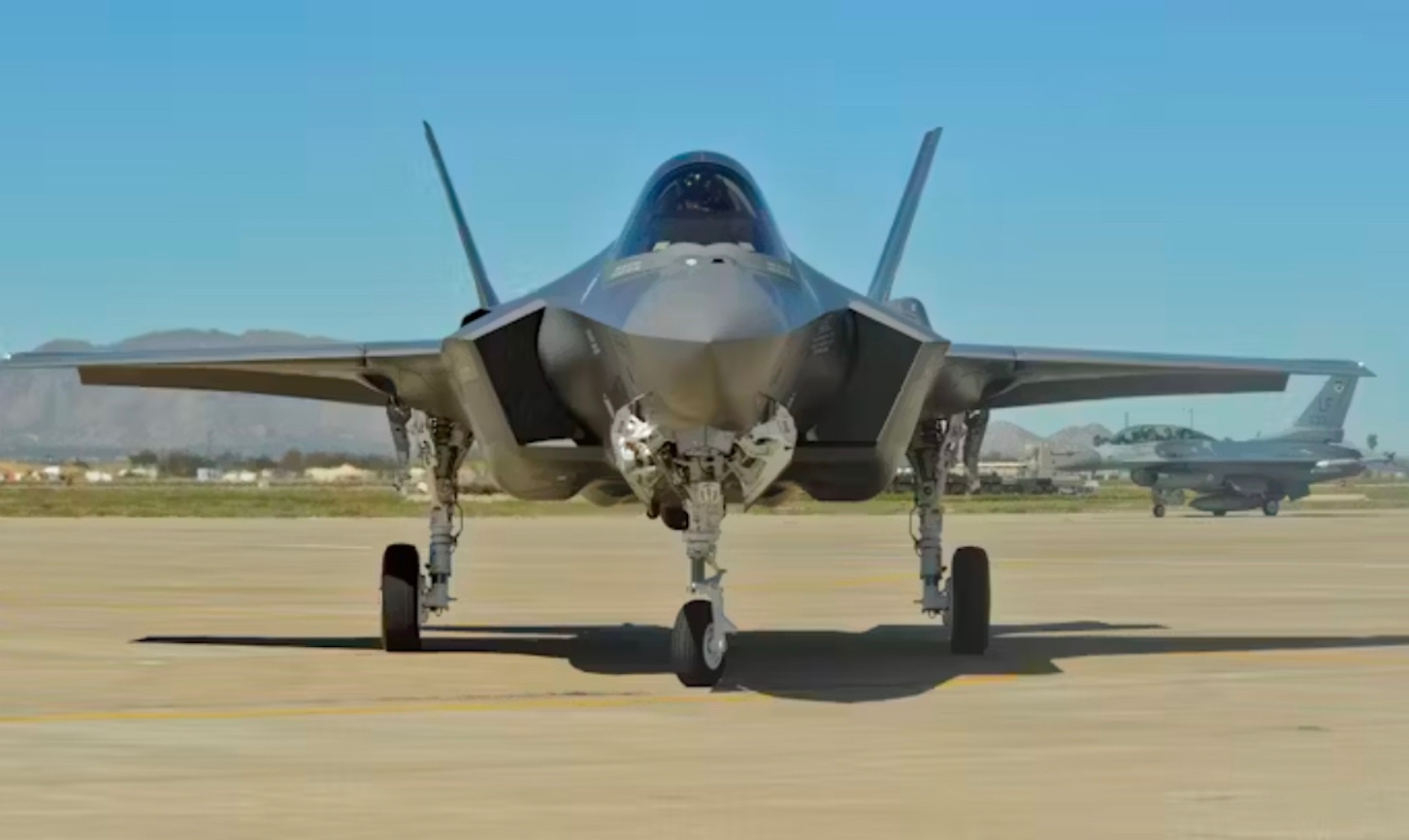 AI-controlled fighter jets are closer than you think
