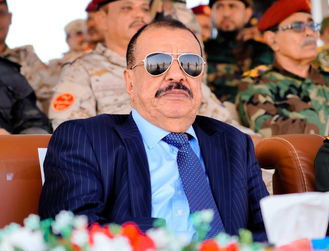 اللواء بن بريك ينفي إشاعات تقديم إستقالته من المجلس الإنتقالي
