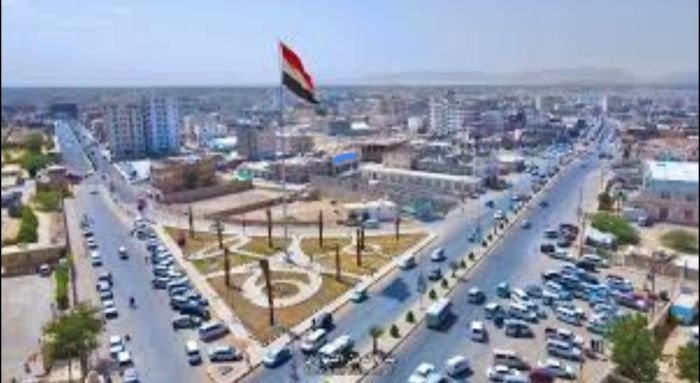 دون الكشف عن الدوافع.. قائد قوات الأمن الخاصة بمأرب يطرد امرأة وأولادها من منزلهم