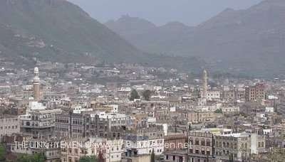 في جريمة دموية مروعة: مواطن يرمي قنابل على عائلته ويقتل زوجته وإبنه