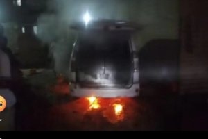 إحراق سيارة الإعلامي عادل الحنشي أمام منزله في منطقة العريش بخورمكسر